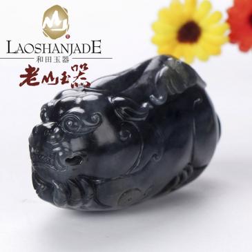 老山玉器 羅永東大師作品 墨玉把件貔貅 ...